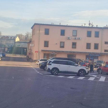 Apartmany Pod Divadlem Znojmo Extérieur photo