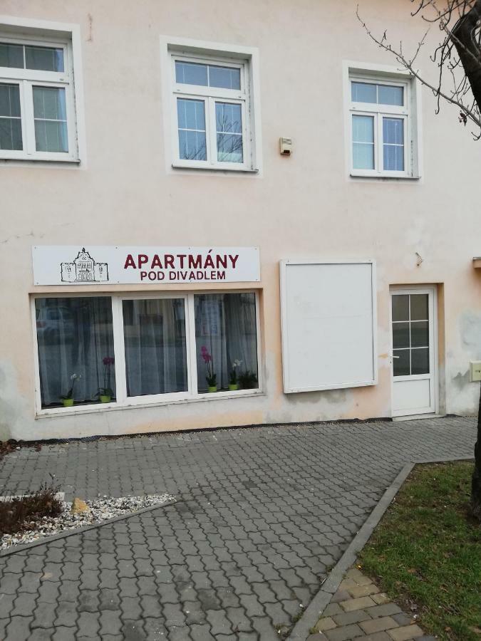 Apartmany Pod Divadlem Znojmo Extérieur photo