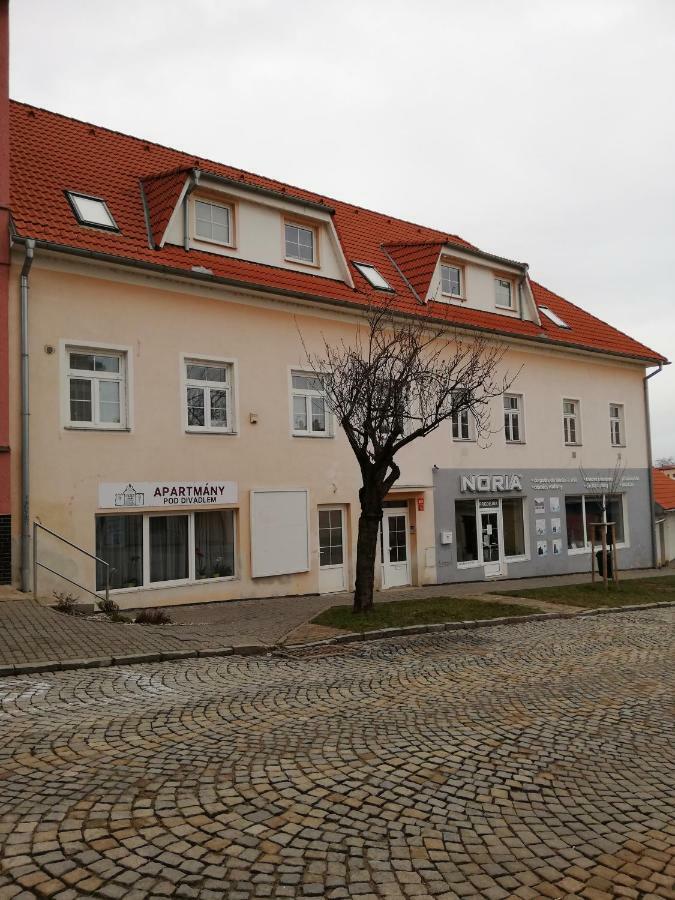 Apartmany Pod Divadlem Znojmo Extérieur photo